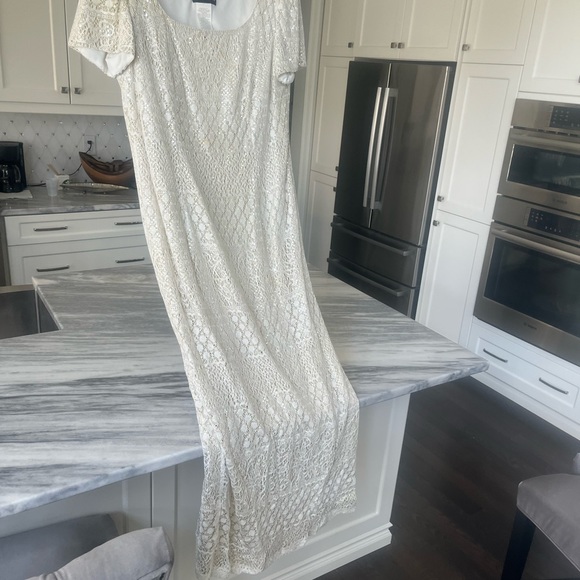 Vintage mother  of the bride floor length gown cream gold lace crochet effect - Picture 9 of 17